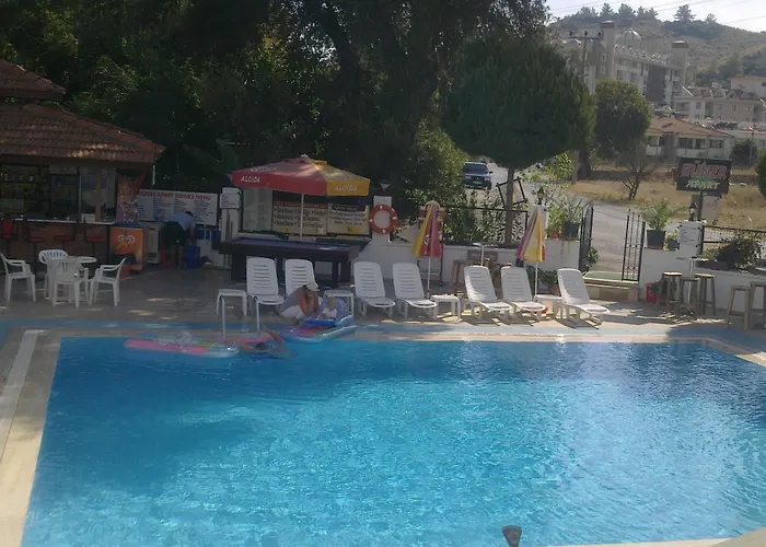 Huener 3* Μαρμαρίς