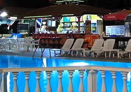 Отель Huener 3*